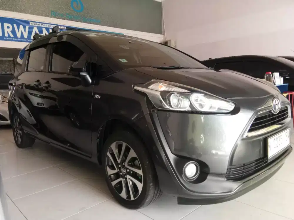 Sienta 1.5 V 2017 Matic