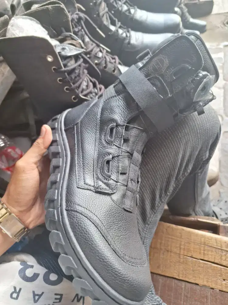 sepatu Pdl Tali putar