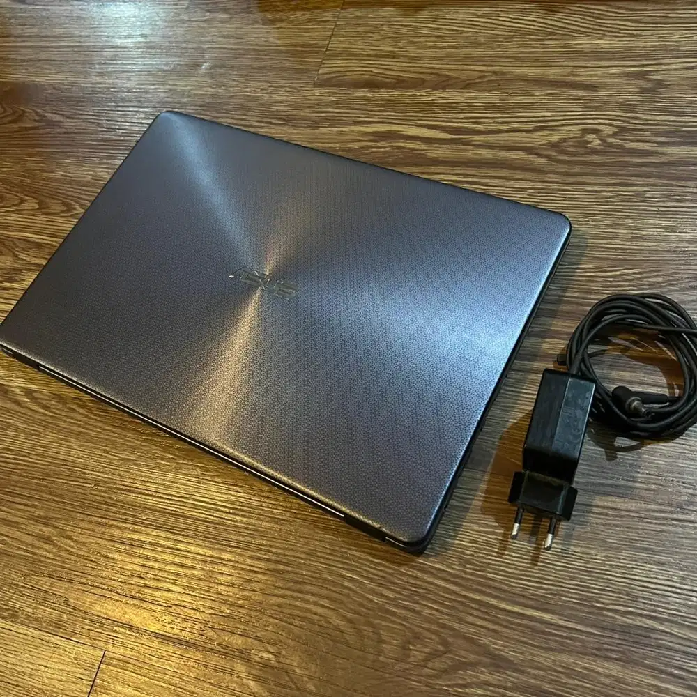 laptop asus vivobook ryzen 5