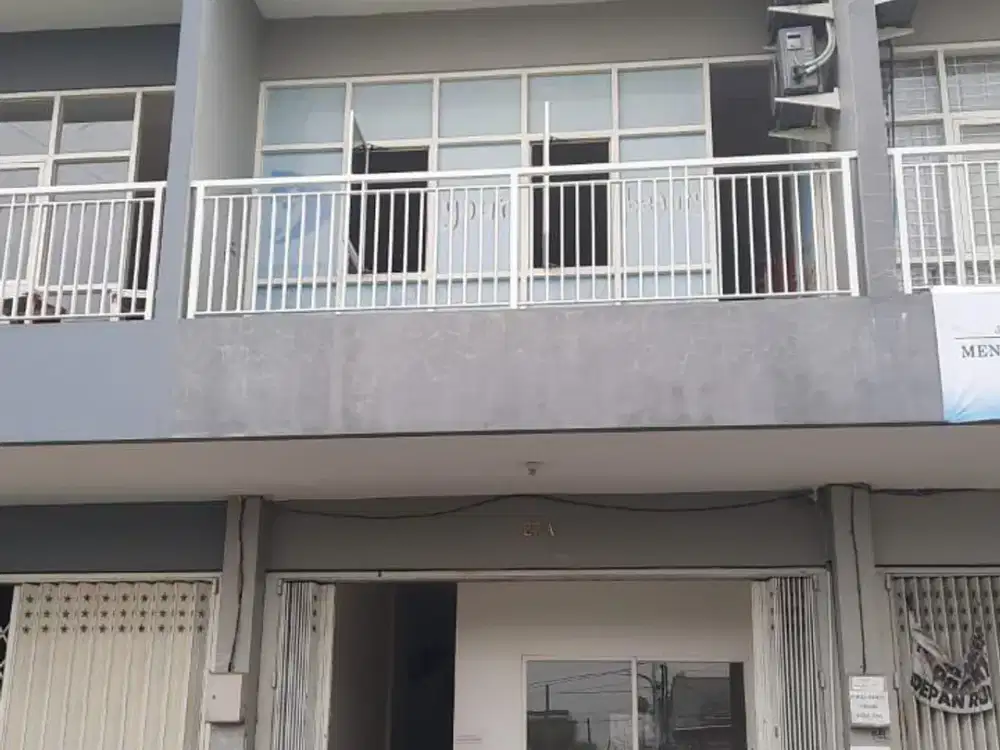 Ruko Raya Dian Istana Wiyung dekat Royal Residence, Wisata Bukit Mas, Pakuwon (DND)