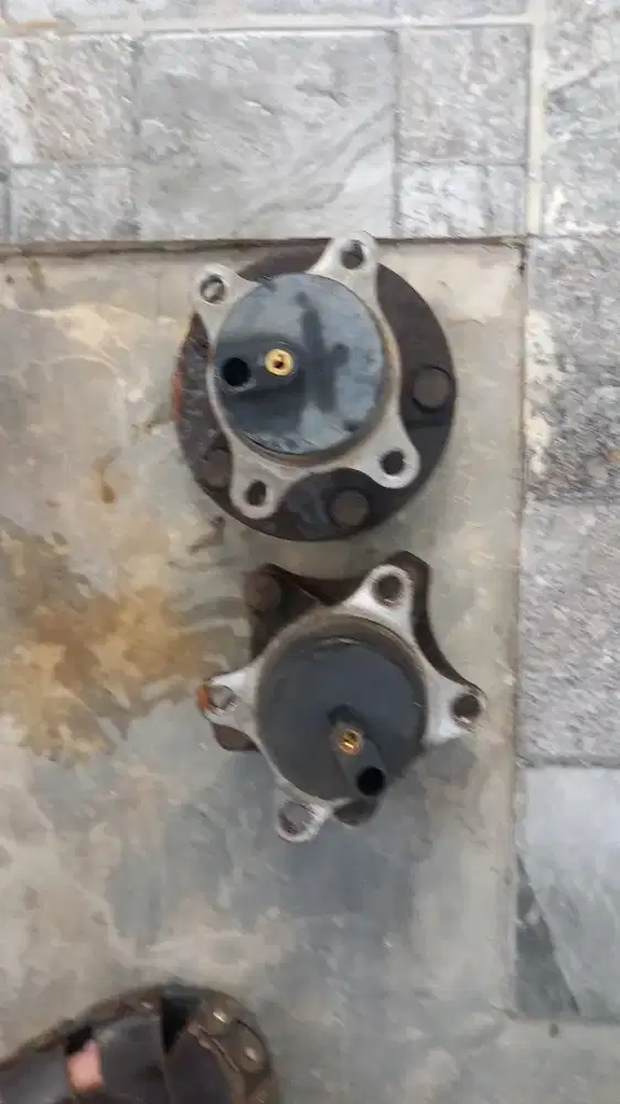 Bearing roda belakang kanan kiri S Over SX4