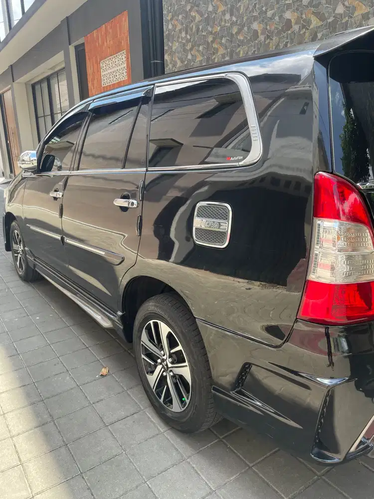 Toyota Kijang Innova 2013 Bensin