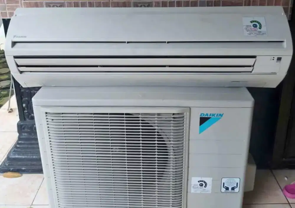 AC Daikin 2 Pk second mulus like new