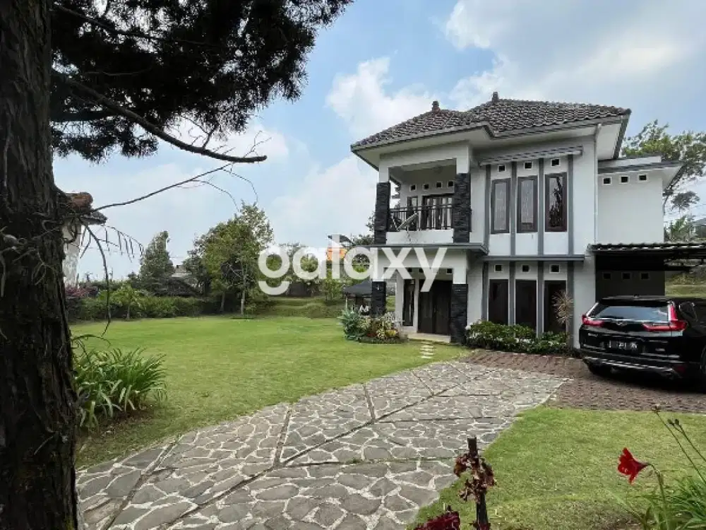 Villa Mewah Dengan Lingkungan Asri di Kota Batu GMK02652
