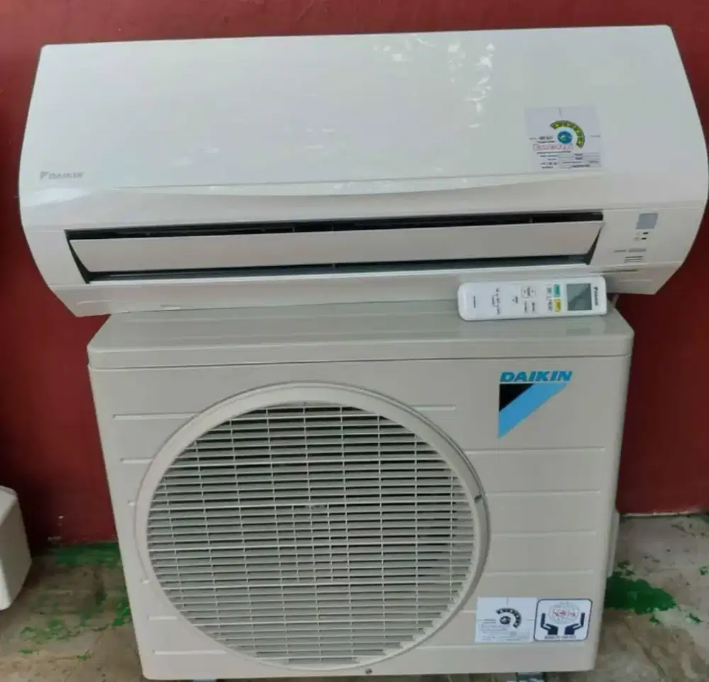AC Daikin 1.5 PK atau second like new