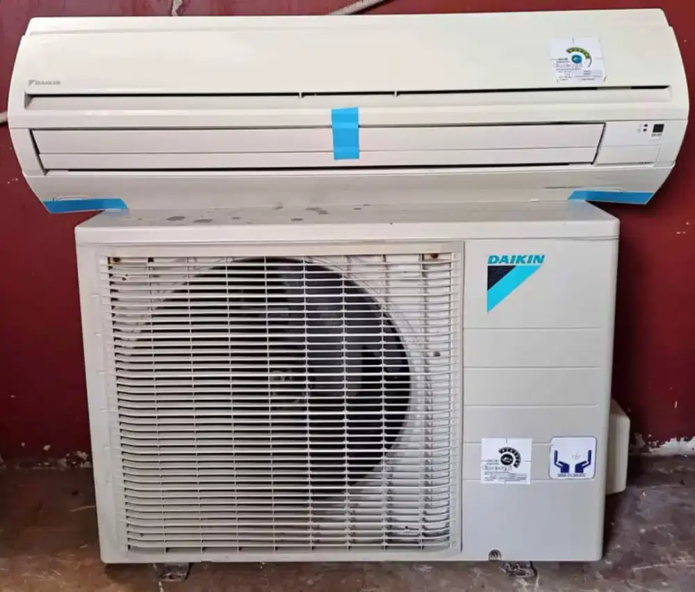 Ac Daikin 2 PK garansi ac dingin