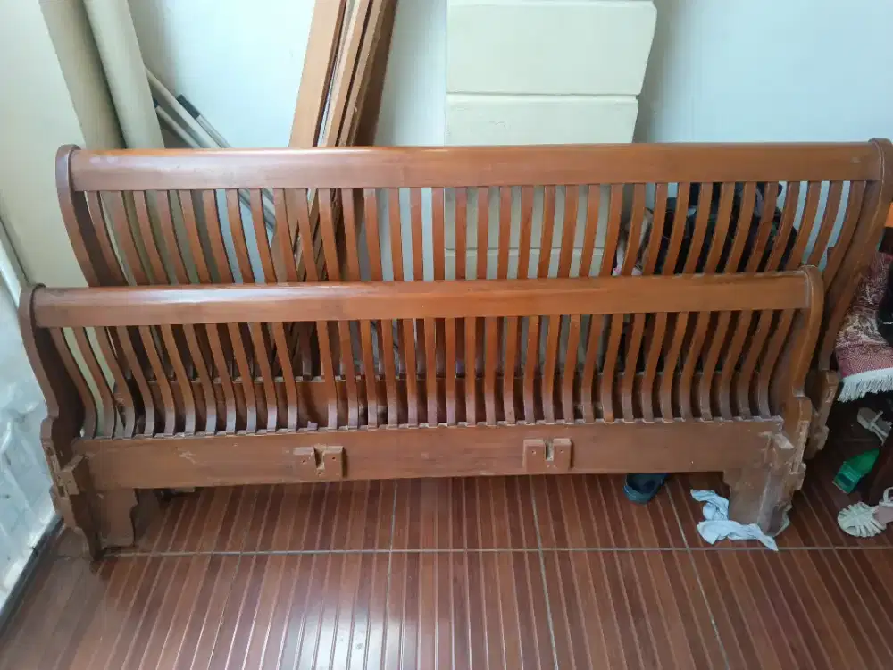 tempat tidur _kayu jati