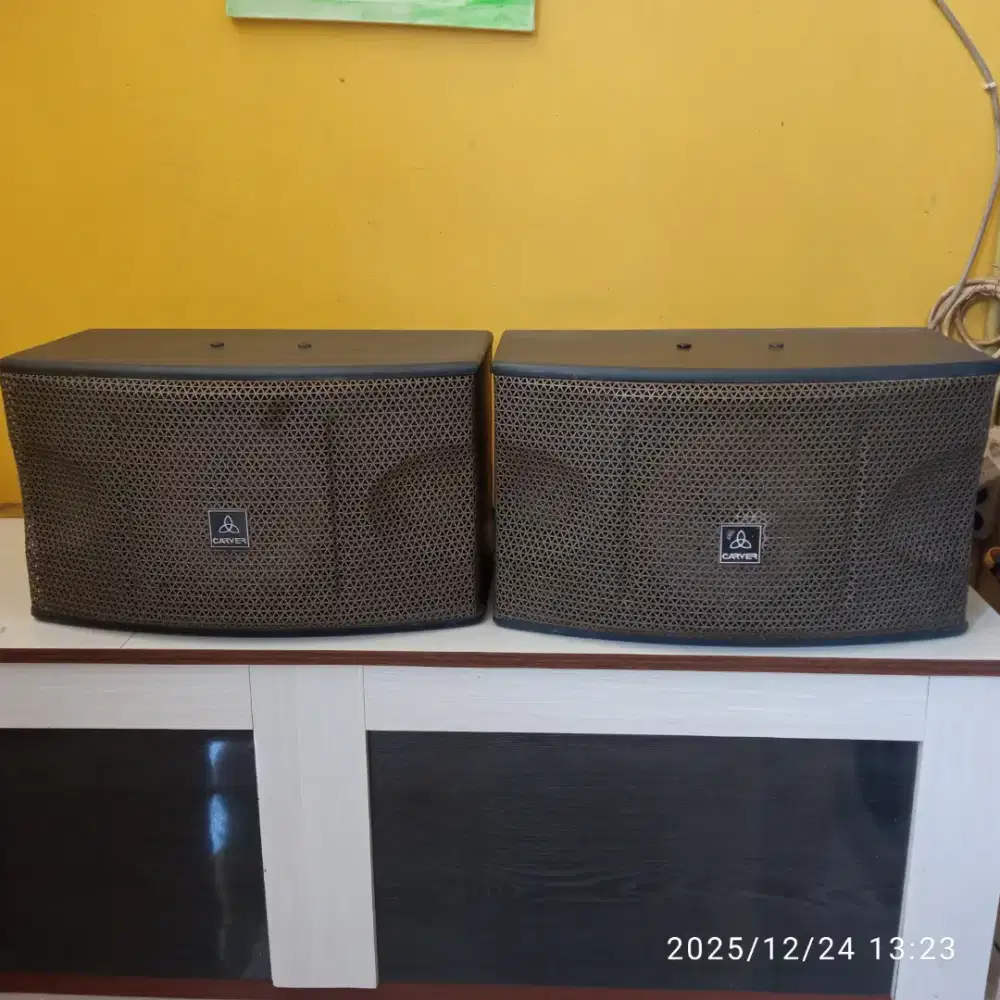 Carver masih ori, sepasang 8 in