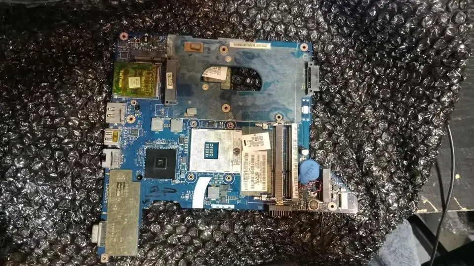 Ready Jual motherboard laptop hp compaq cq41