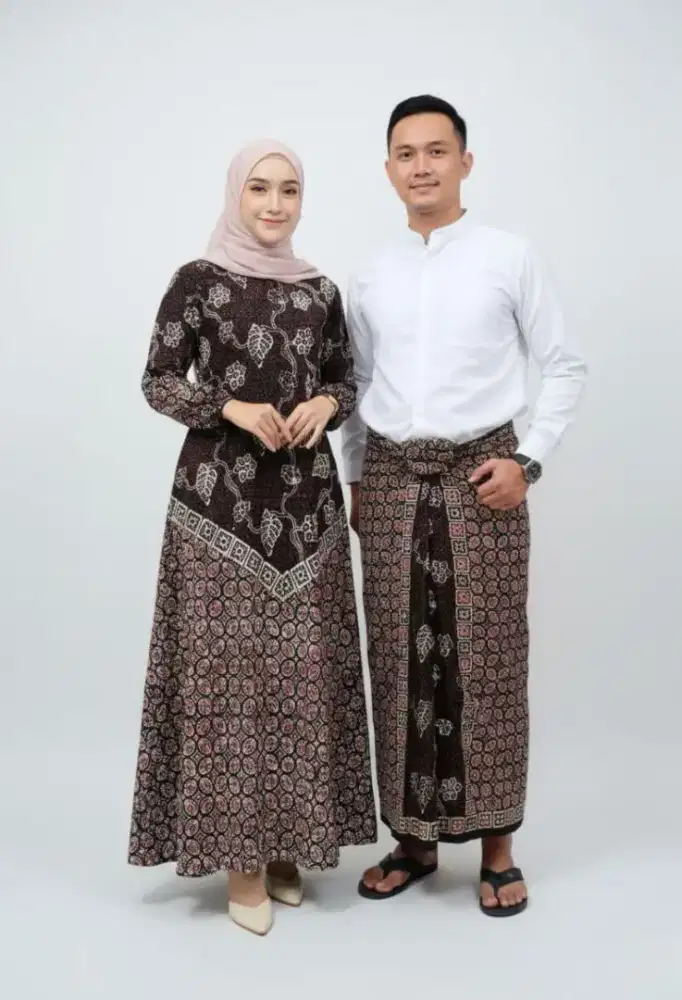 Rp235.000,-

SETELAN BATIK
Sarung Katun & Gamis Rayon Mutiara
