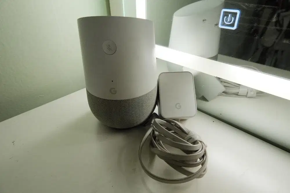 Preloved Google Home Wifi Smart Speaker
