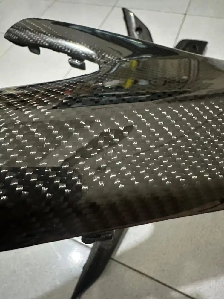 le cover side deltabox new aerox full carbon twill