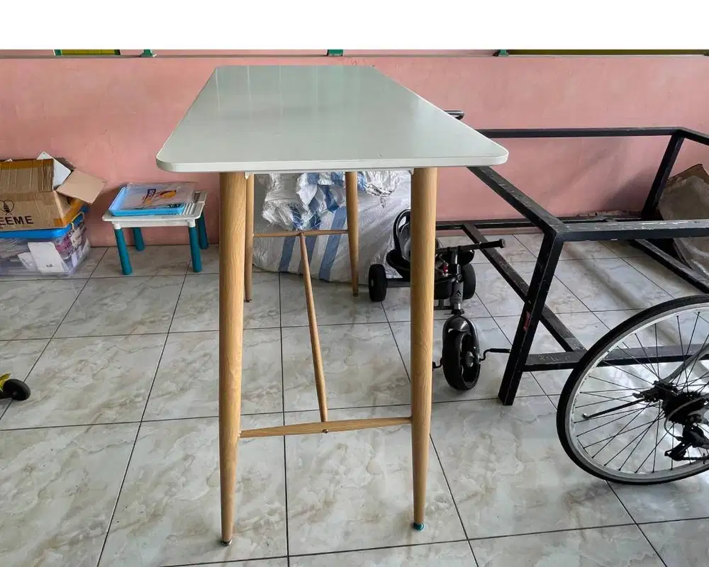 Meja Informa Midland (second)