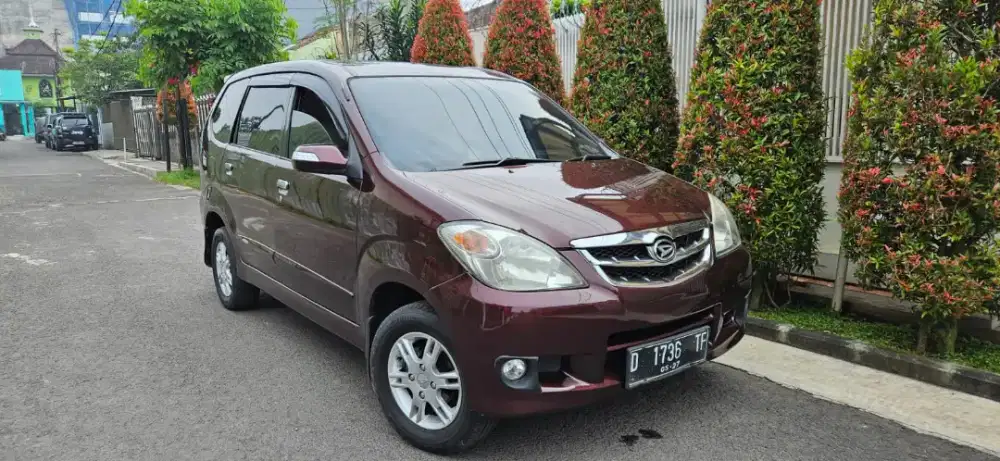 Daihatsu Xenia X 2010 AT