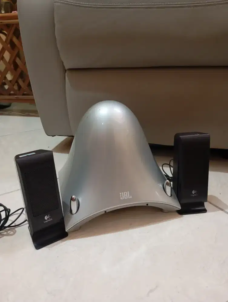 Speaker aktif JBL Creatur 3