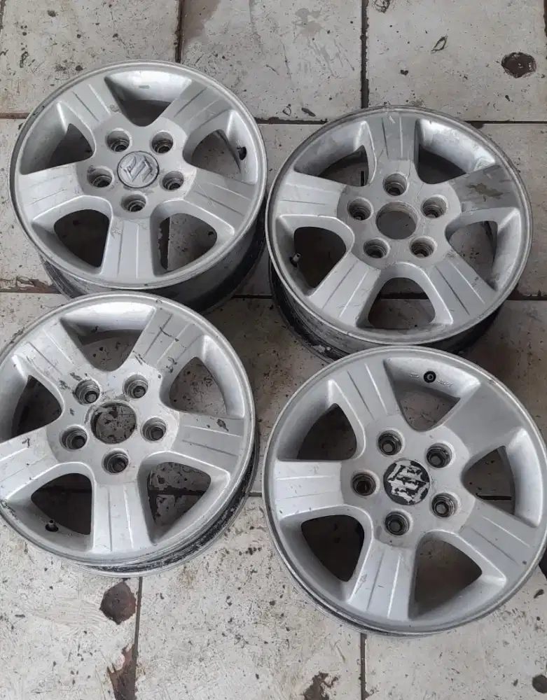 Velg oem suzuki apv
