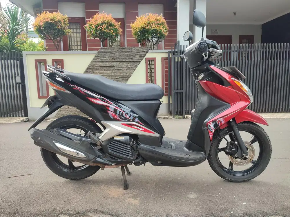 XEON KARBU TAHUN 2010 MURMER