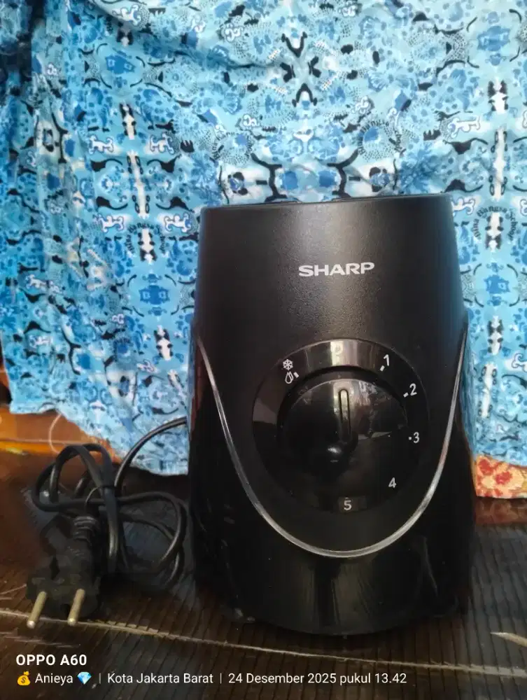 Mesin Blender SHARP