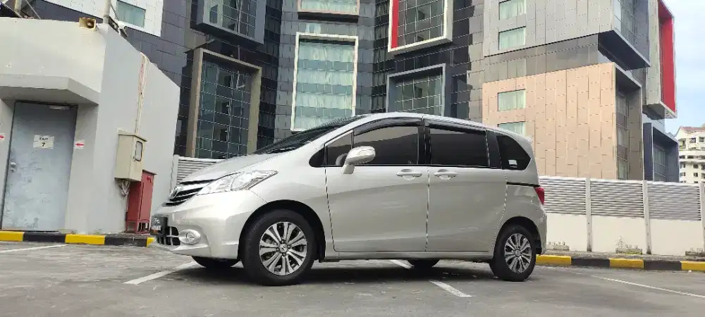 Very low km 13rban, full record, full original