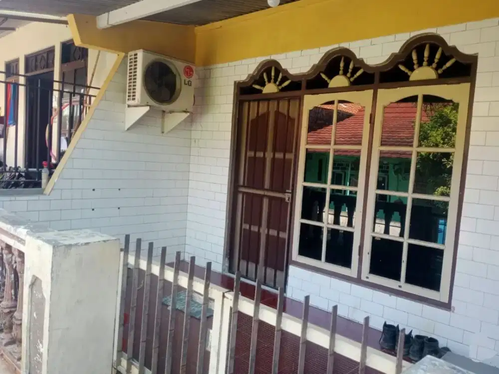 Rumah tengah kota di jl. Baterman semarang - 11068