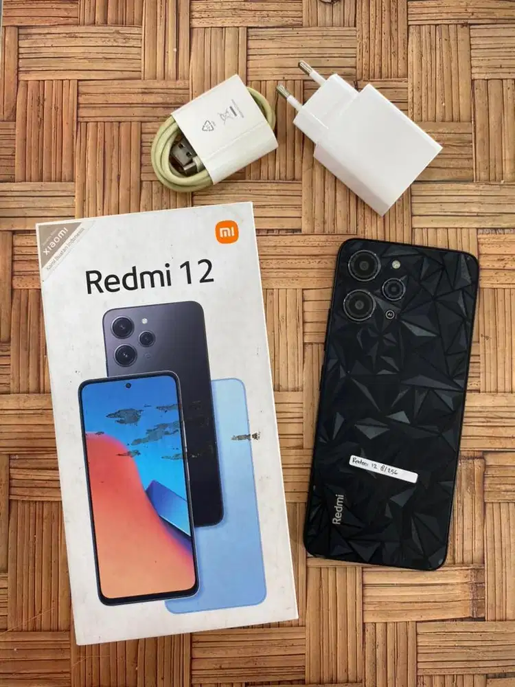 Redmi 12 ram 8/256 gb