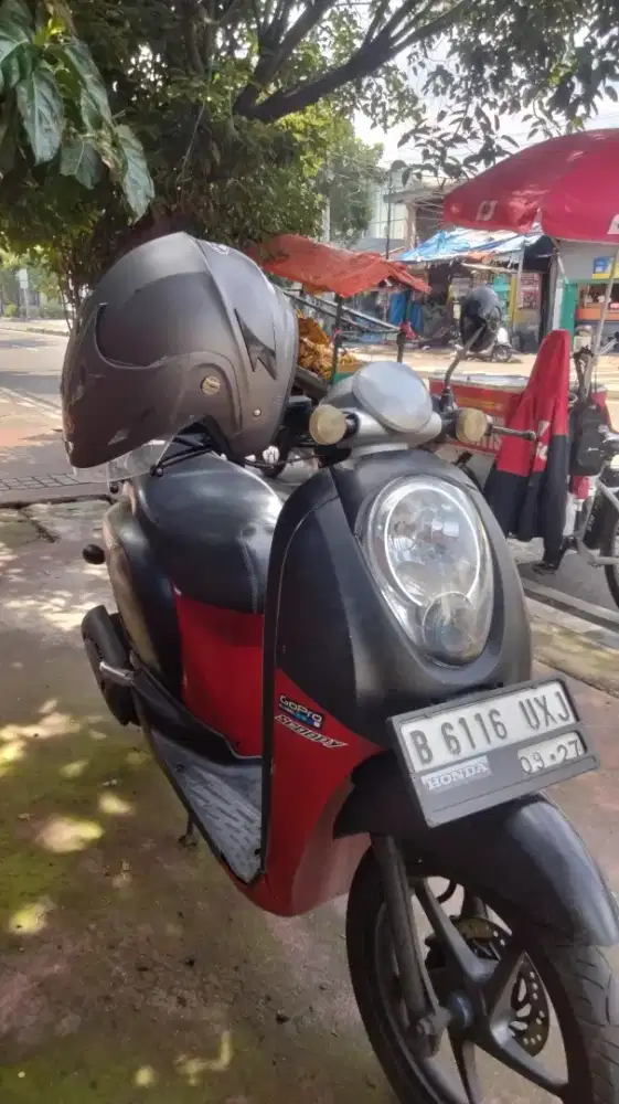 Di jual cepat Scoopy 2012