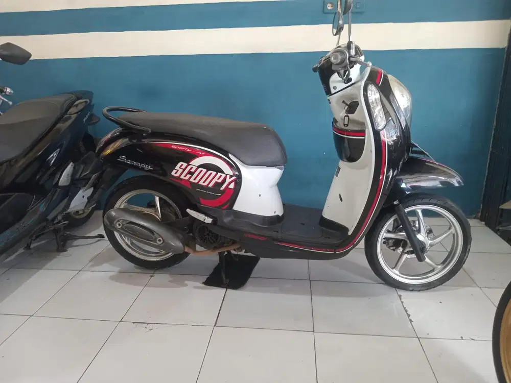 (JUAL) honda scoopy fi esp stater alus siap pakai