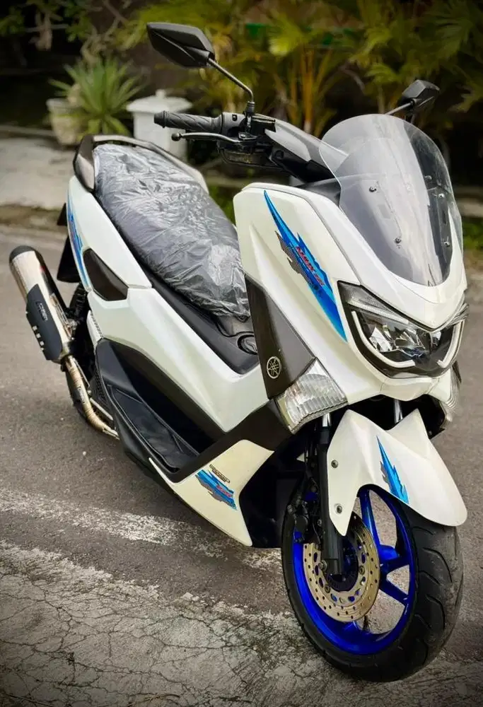 Yamaha NMAX 155 VVA feat CREED EXHAUST