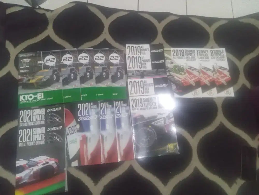 Jual majalah otomotif bekas seperti baru