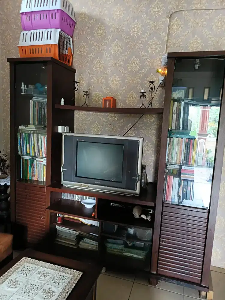 JUAL CEPAT Lemari Bufet