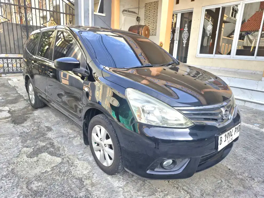 Grand livina xv at 2015 bln10 km75rb