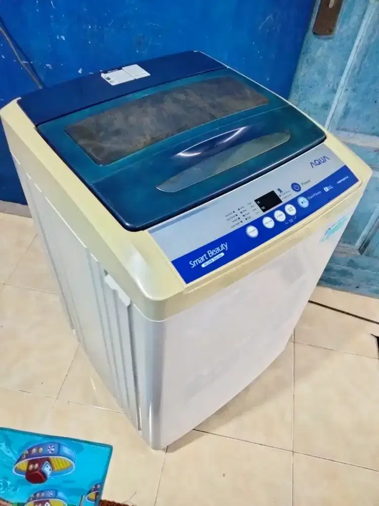 Di jual mesin cuci automatic Aqua kk