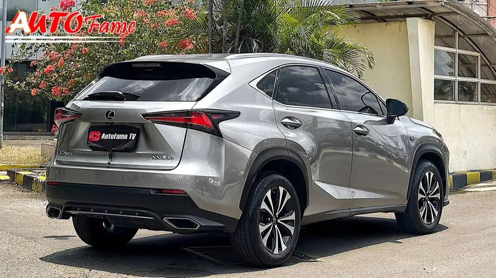 Lexus NX300 Fsport F-Sport NIK 2018 2.0L Turbo Sonic Titanium On Black