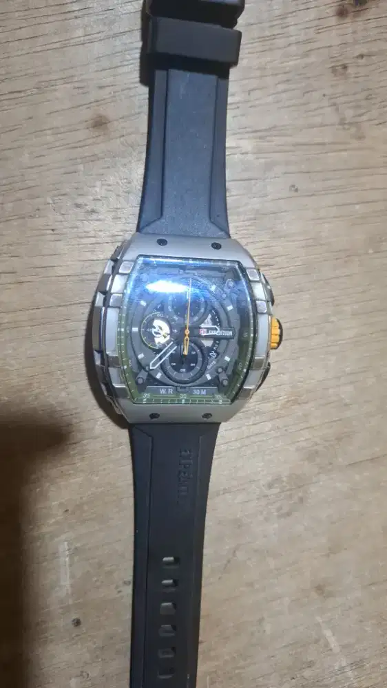 Jam tangan expedition