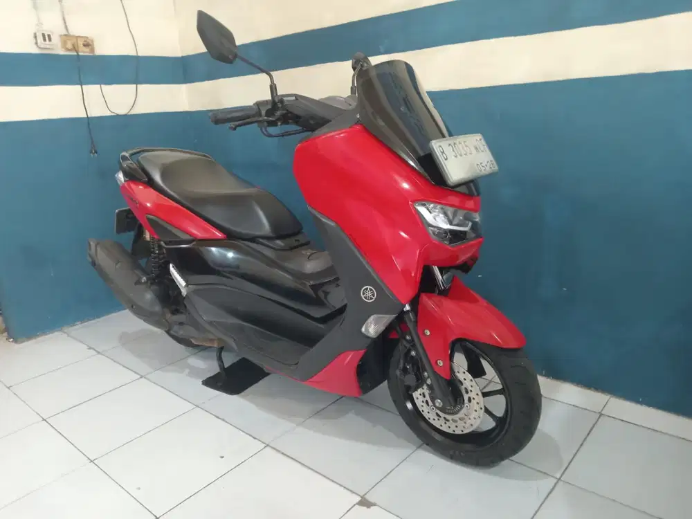 Di jual yamaha nmax new kayles 2023 surat lengkap