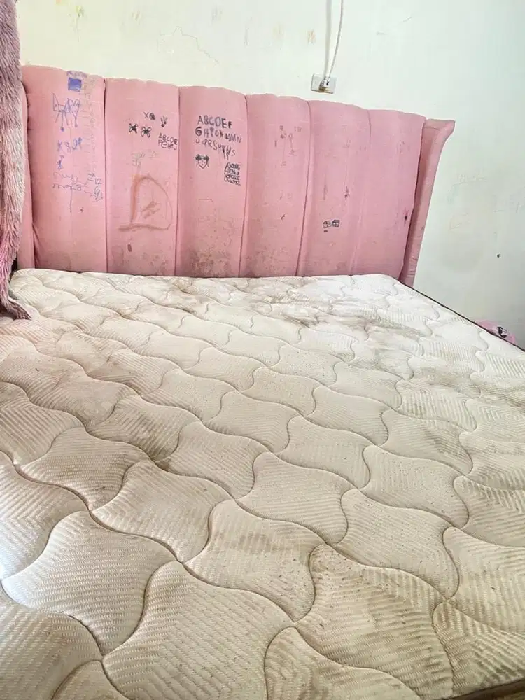 dijual 1 set tempat tidur + springbed hilux