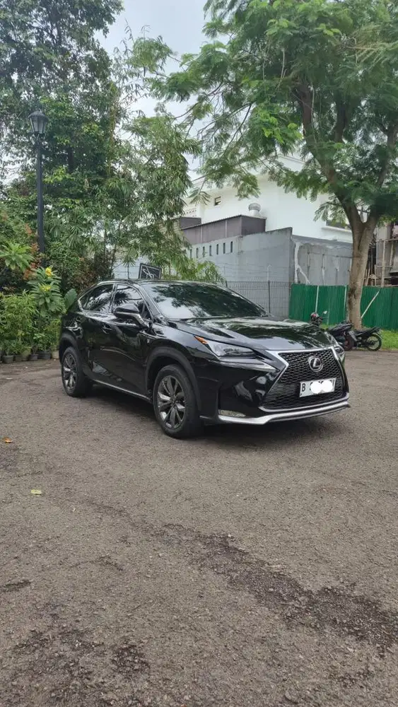 Lexus NX200t 2015 Bensin F Sport FULL OPTION LOW LM