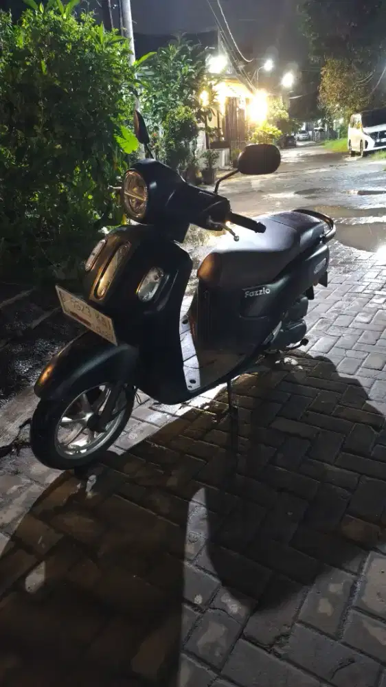 Fazzio 2022 hitam original