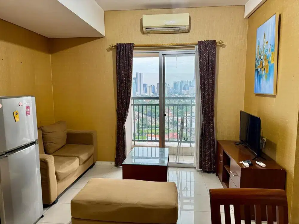 Disewakan apartemen cosmo terrace 2 br lantai sedang
