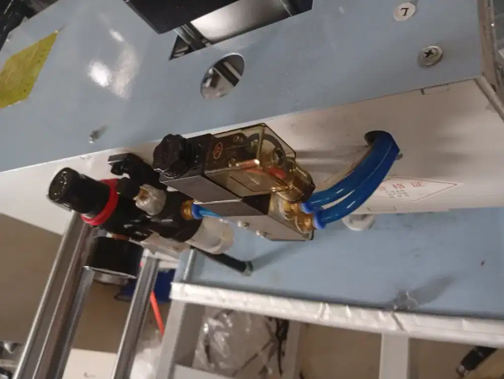 Lowongan kerja Admin dan packing/press baju