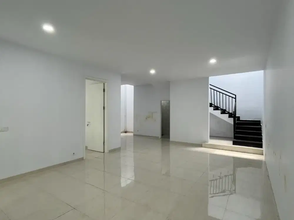 DIJUAL CEPAT RUMAH BARU RENOVASI CLUSTER HYLANDS GREENWICH BSD CITY