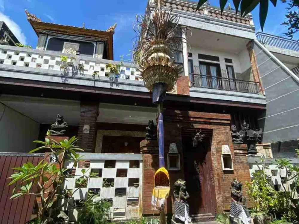 dijual rumah second lantai 2 lokasi dalung