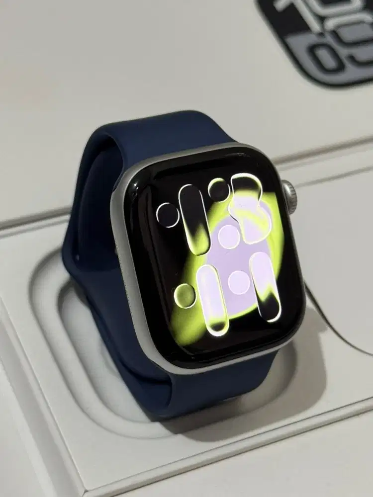 Apple Watch Series 10 42mm Silver Fullset Garansi On (Agustus 2026)