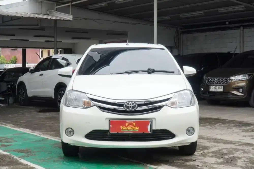 Toyota Etios Valco J manual MT tahun 2016 DP minim 13 juta low KM