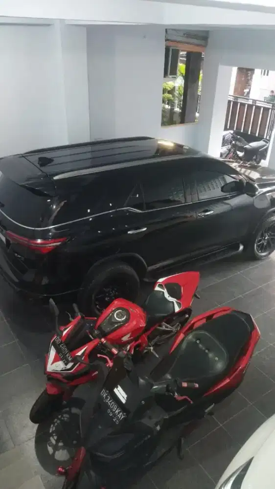 Fortuner 2023 hitam