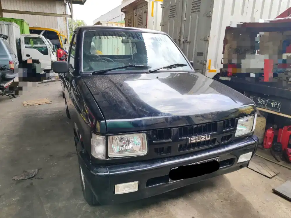 Isuzu panther pick up Tahun 2016