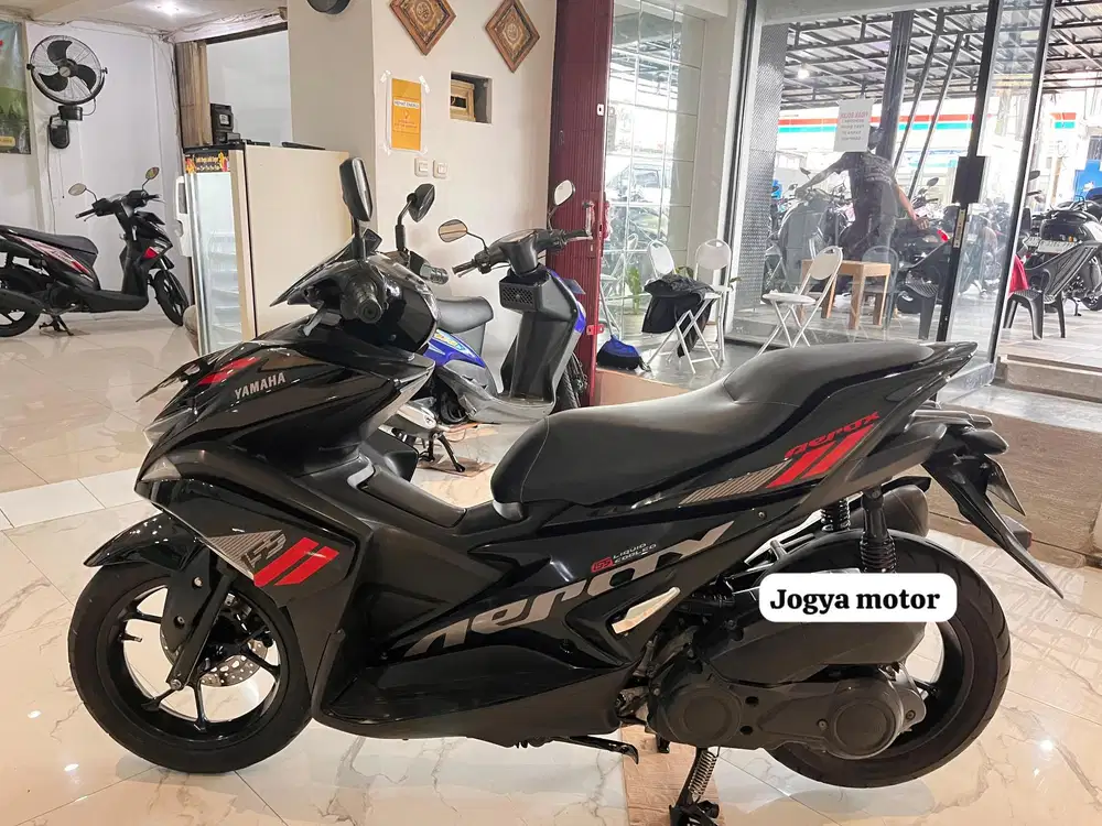 (B) Yamaha aerox 155 cc tahun 2019 cash dan credit