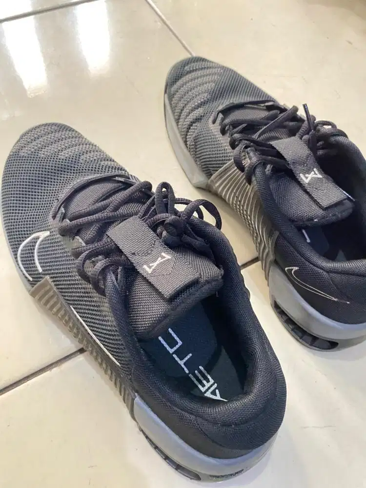 NIKE METCON 9 SIZE 44