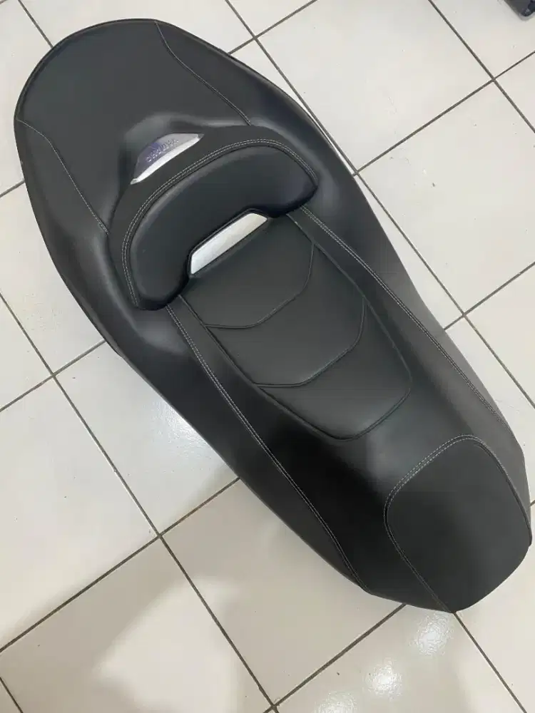 Dijual Jok Comfort Eropa Xmax Old Original Asli