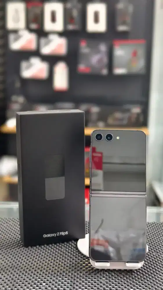 Samsung Galaxy Flip 5 8/512